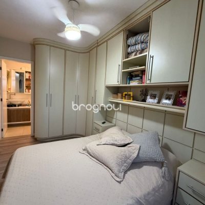 Apartamento com 83m², 3 quartos (sendo 1 suíte), 1 garagem, no bairro Estreito em Florianópolis