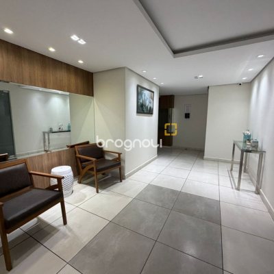 Apartamento com 83m², 3 quartos (sendo 1 suíte), 1 garagem, no bairro Estreito em Florianópolis