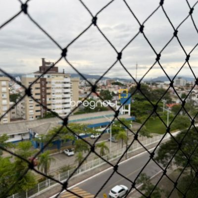 Apartamento com 83m², 3 quartos (sendo 1 suíte), 1 garagem, no bairro Estreito em Florianópolis