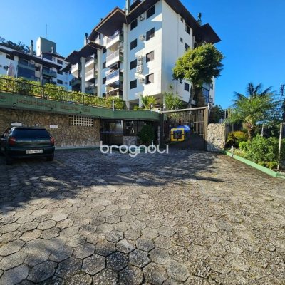 Cobertura com 183m², 3 quartos (sendo 1 suíte), 2 garagens, no bairro João Paulo em Florianópolis