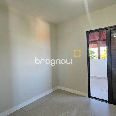 Cobertura com 183m², 3 quartos (sendo 1 suíte), 2 garagens, no bairro João Paulo em Florianópolis