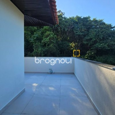 Cobertura com 183m², 3 quartos (sendo 1 suíte), 2 garagens, no bairro João Paulo em Florianópolis