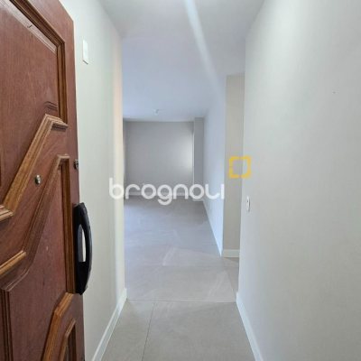 Cobertura com 183m², 3 quartos (sendo 1 suíte), 2 garagens, no bairro João Paulo em Florianópolis