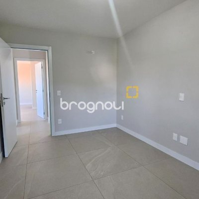 Cobertura com 183m², 3 quartos (sendo 1 suíte), 2 garagens, no bairro João Paulo em Florianópolis