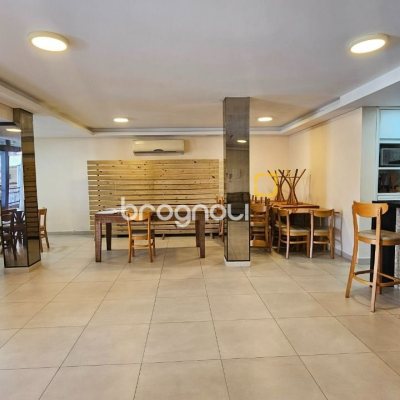 Cobertura com 183m², 3 quartos (sendo 1 suíte), 2 garagens, no bairro João Paulo em Florianópolis
