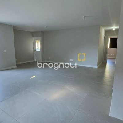 Cobertura com 183m², 3 quartos (sendo 1 suíte), 2 garagens, no bairro João Paulo em Florianópolis