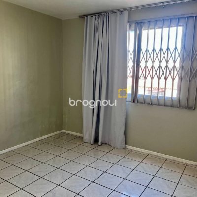 Apartamento com 54m², 2 quartos, 1 garagem, no bairro Roçado em São José