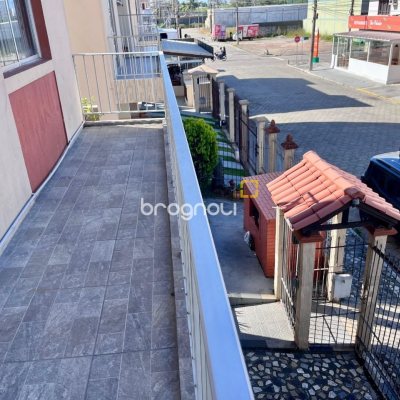 Apartamento com 54m², 2 quartos, 1 garagem, no bairro Roçado em São José