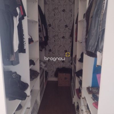 Casa com 140m², 5 quartos (sendo 5 suítes), 3 garagens, no bairro Rio Vermelho em Florianópolis