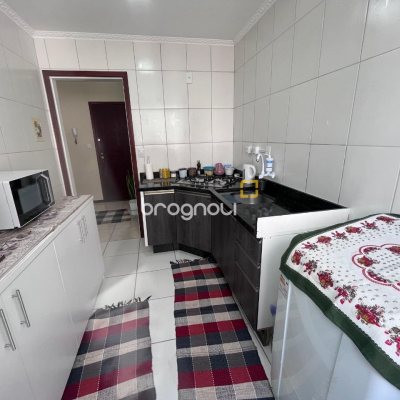 Apartamento com 56m², 2 quartos, no bairro Roçado em São José