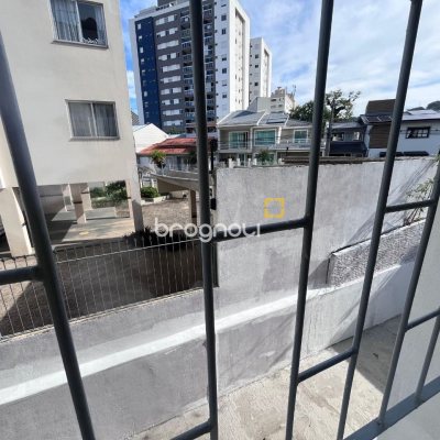 Apartamento com 56m², 2 quartos, no bairro Roçado em São José