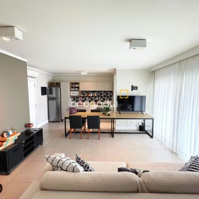Studio com 52m², 1 quarto, 2 garagens, no bairro Centro em Florianópolis