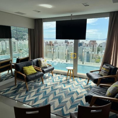 Studio com 52m², 1 quarto, 2 garagens, no bairro Centro em Florianópolis