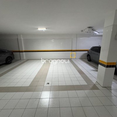 Studio com 52m², 1 quarto, 2 garagens, no bairro Centro em Florianópolis