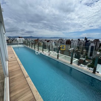 Studio com 52m², 1 quarto, 2 garagens, no bairro Centro em Florianópolis