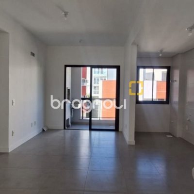 Apartamento com 54m², 1 quarto (sendo 1 suíte), 1 garagem, no bairro Jurerê em Florianópolis