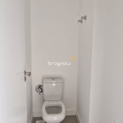 Apartamento com 54m², 1 quarto (sendo 1 suíte), 1 garagem, no bairro Jurerê em Florianópolis