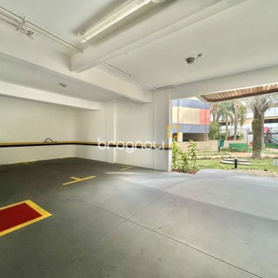 Apartamento com 129m², 3 quartos (sendo 1 suíte), 2 garagens, no bairro Bom Abrigo em Florianópolis