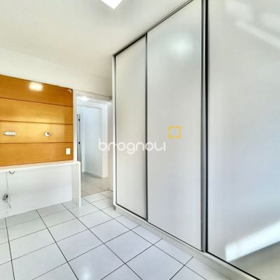 Apartamento com 129m², 3 quartos (sendo 1 suíte), 2 garagens, no bairro Bom Abrigo em Florianópolis