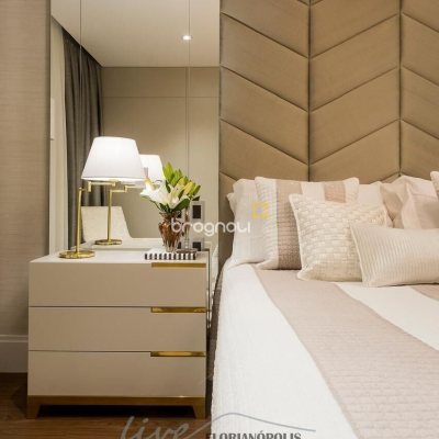 Apartamento com 417m², 3 quartos (sendo 3 suítes), 3 garagens, no bairro Jurerê Internacional em Florianópolis