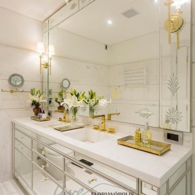 Apartamento com 417m², 3 quartos (sendo 3 suítes), 3 garagens, no bairro Jurerê Internacional em Florianópolis