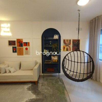 Apartamento com 47m², 1 quarto, 1 garagem, no bairro Centro em Florianópolis