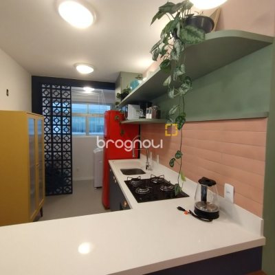 Apartamento com 47m², 1 quarto, 1 garagem, no bairro Centro em Florianópolis