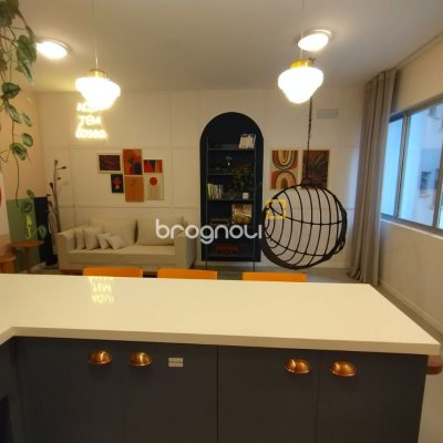 Apartamento com 47m², 1 quarto, 1 garagem, no bairro Centro em Florianópolis