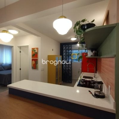 Apartamento com 47m², 1 quarto, 1 garagem, no bairro Centro em Florianópolis