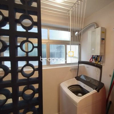 Apartamento com 47m², 1 quarto, 1 garagem, no bairro Centro em Florianópolis