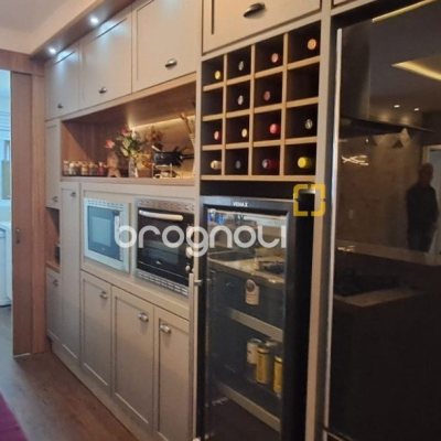 Apartamento com 113m², 3 quartos (sendo 1 suíte), 2 garagens, no bairro Ingleses em Florianópolis