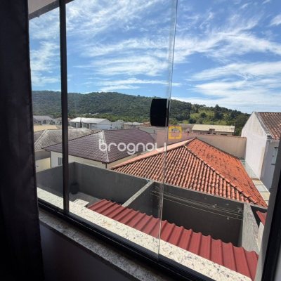 Casa com 74m², 2 quartos, 2 garagens, no bairro Potecas em São José