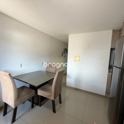 Casa com 74m², 2 quartos, 2 garagens, no bairro Potecas em São José