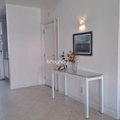 Apartamento com 141m², 4 quartos (sendo 1 suíte), 2 garagens, no bairro Praia Brava em Florianópolis