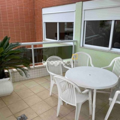 Apartamento com 141m², 4 quartos (sendo 1 suíte), 2 garagens, no bairro Praia Brava em Florianópolis
