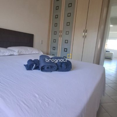 Apartamento com 141m², 4 quartos (sendo 1 suíte), 2 garagens, no bairro Praia Brava em Florianópolis