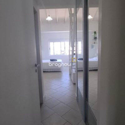 Apartamento com 141m², 4 quartos (sendo 1 suíte), 2 garagens, no bairro Praia Brava em Florianópolis
