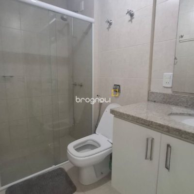 Apartamento com 141m², 4 quartos (sendo 1 suíte), 2 garagens, no bairro Praia Brava em Florianópolis