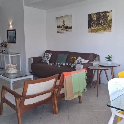 Apartamento com 141m², 4 quartos (sendo 1 suíte), 2 garagens, no bairro Praia Brava em Florianópolis