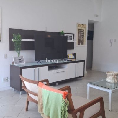 Apartamento com 141m², 4 quartos (sendo 1 suíte), 2 garagens, no bairro Praia Brava em Florianópolis
