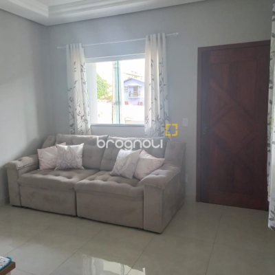 Casa com 143m², 3 quartos (sendo 1 suíte), 1 garagem, no bairro Ingleses em Florianópolis