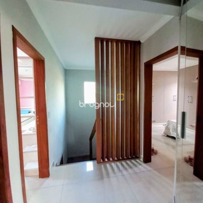 Casa com 143m², 3 quartos (sendo 1 suíte), 1 garagem, no bairro Ingleses em Florianópolis