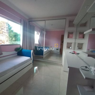 Casa com 143m², 3 quartos (sendo 1 suíte), 1 garagem, no bairro Ingleses em Florianópolis