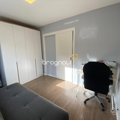 Casa com 102m², 3 quartos (sendo 1 suíte), 2 garagens, no bairro Ribeirão da Ilha em Florianópolis