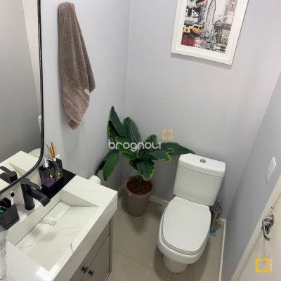 Casa com 102m², 3 quartos (sendo 1 suíte), 2 garagens, no bairro Ribeirão da Ilha em Florianópolis