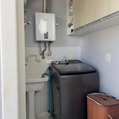 Casa com 102m², 3 quartos (sendo 1 suíte), 2 garagens, no bairro Ribeirão da Ilha em Florianópolis