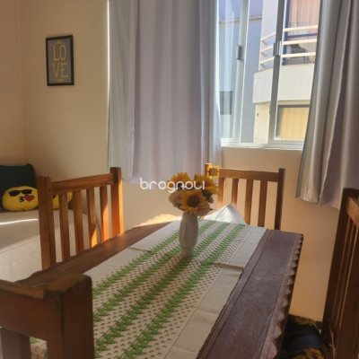 Apartamento com 31m², 1 quarto, 1 garagem, no bairro Canasvieiras em Florianópolis