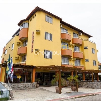 Apartamento com 31m², 1 quarto, 1 garagem, no bairro Canasvieiras em Florianópolis