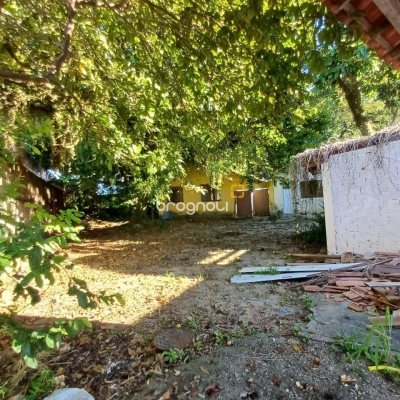 Terreno com 1125m², no bairro Estreito em Florianópolis