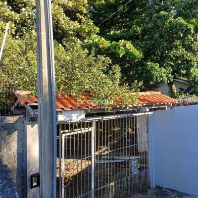 Terreno com 1125m², no bairro Estreito em Florianópolis